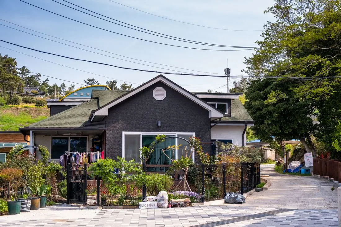 Casa familiar con jardín